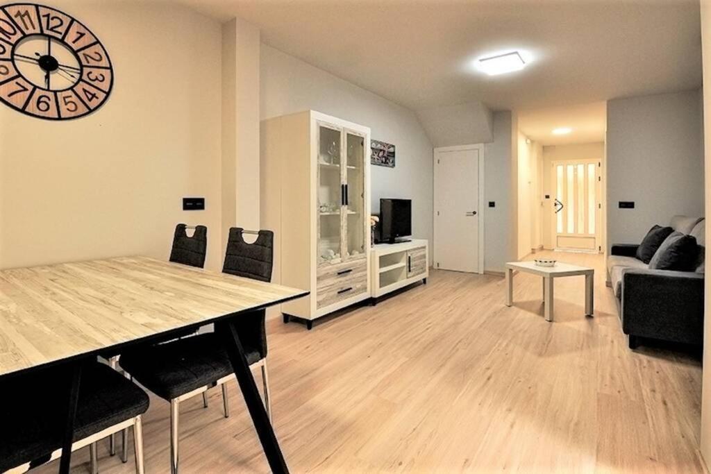 Aptmundo Bajamar - Precioso Apartamento Planta Baja Y Patio Puerto de Sagunto Luaran gambar